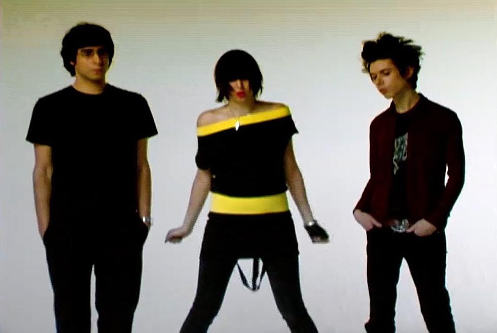 Yeah Yeah Yeahs&#8217; &#8216;Fever to Tell&#8217; turns 20; watch new documentary &#8216;There is No Modern Romance&#8217;