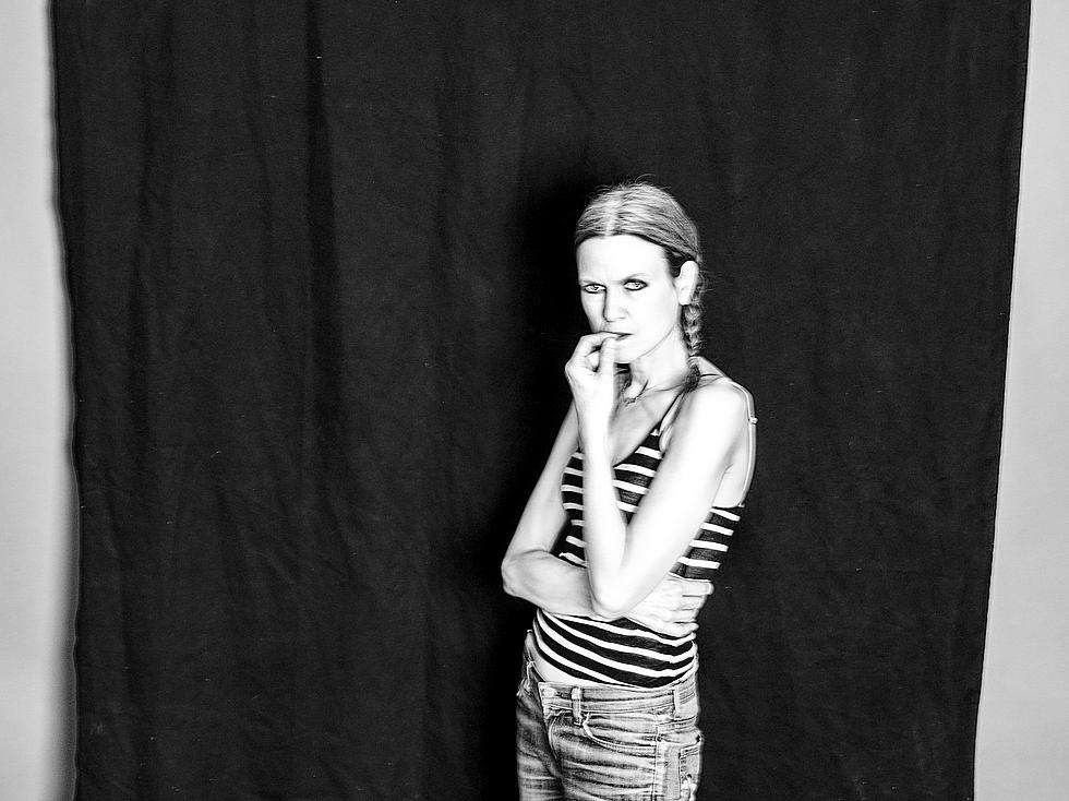 Juliana Hatfield announces ELO covers album, shares “Don’t Bring Me Down”