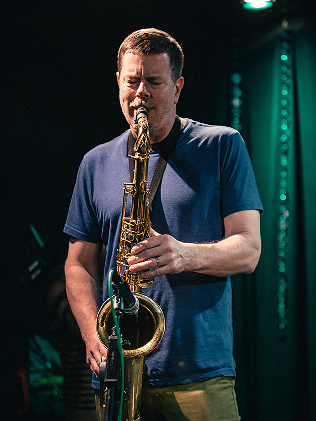 The Ex & Ken Vandermark played two NYC-area shows (pics/setlist from ...