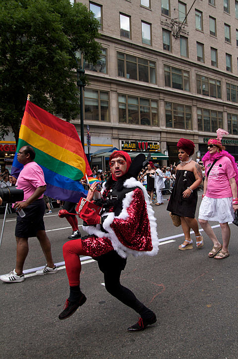 nyc gay pride parade route 2011