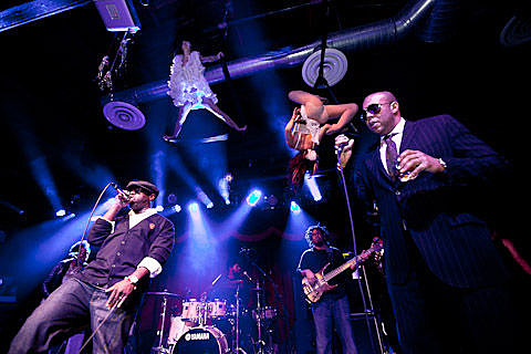 Okayplayer Holiday Jam ft. The Roots