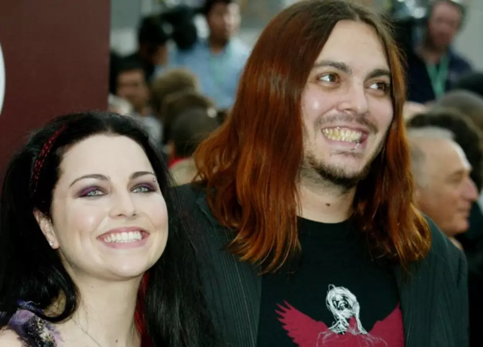 Evanescence Reclaims Seether Guitarist And Readies New Album For 2011