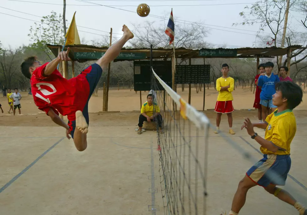 Kung Fu Volleyball/Soccer Hybrid: Sepak Takraw