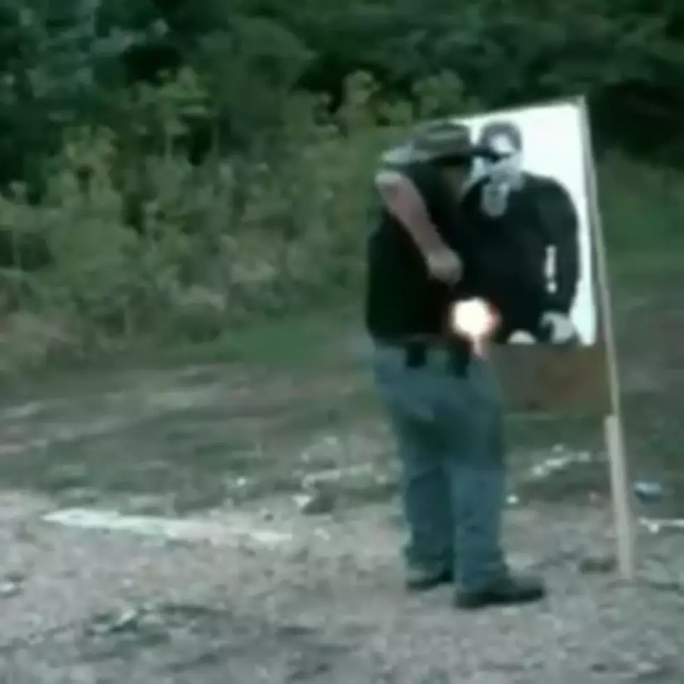 Guy Shoots Himself in the Leg [NSFW]