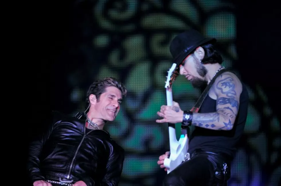 Jane’s Addiction Returns With New Single ‘Irresistible Force’