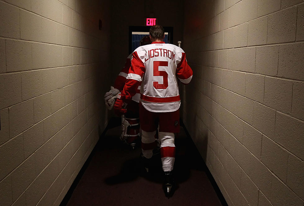 Detroit Red Wings Captain Nicklas Lidstrom Officially Announces Retirement