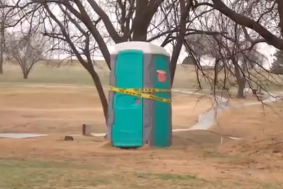 Police Find Meth Lab Inside Golf Course Port-A-Potty[Video]