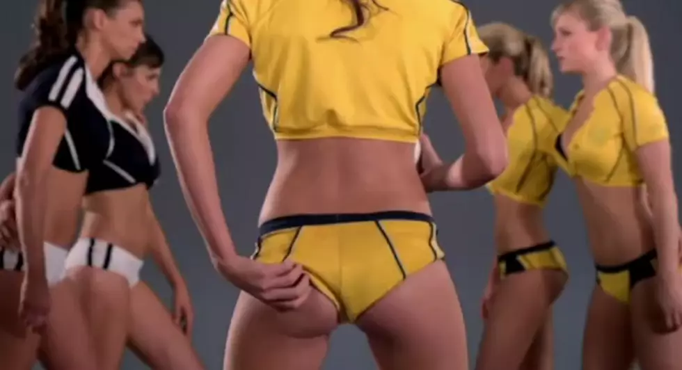 The Rules of Rugby Explained by Half Naked, Oiled up Chicks [VIDEO]