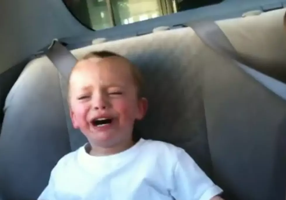 Kid’s Reaction to First Ever Car Wash is Priceless [VIDEO]