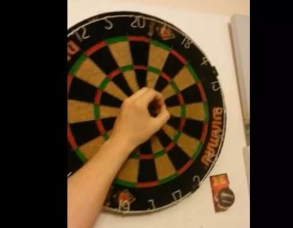 Awesome Dart Trick Shot [VIDEO]