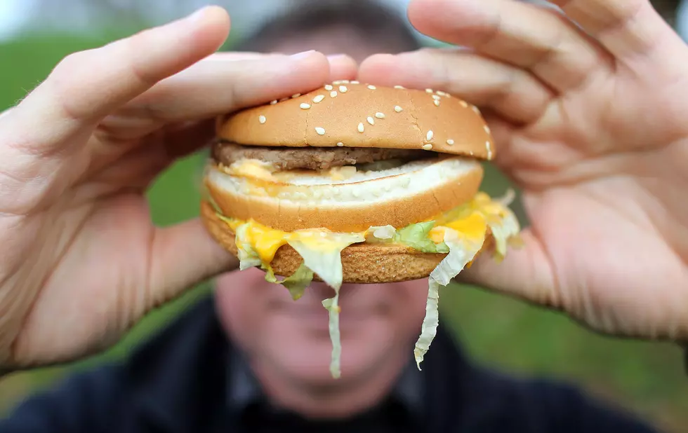 14 God Awful Confessions From Fast Food Workers [VIDEO]