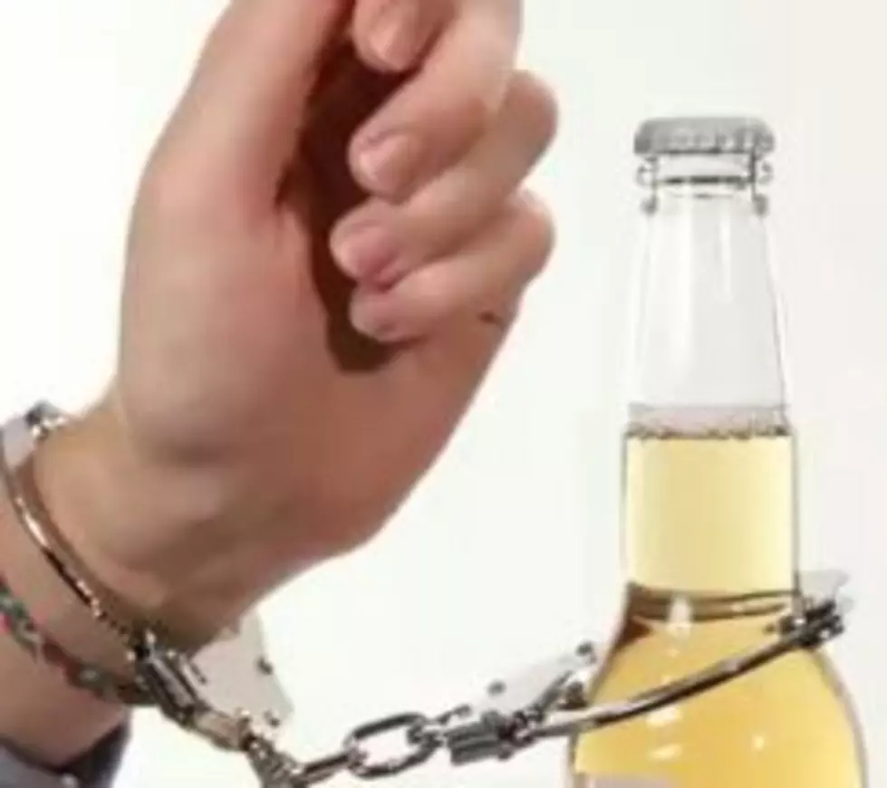 21 Ways to Open A Bottle [VIDEO]