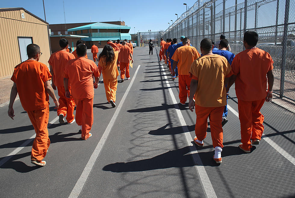 Michigan Jail Ditches Orange Jumpsuits Because Netflix Made Them Fashionable