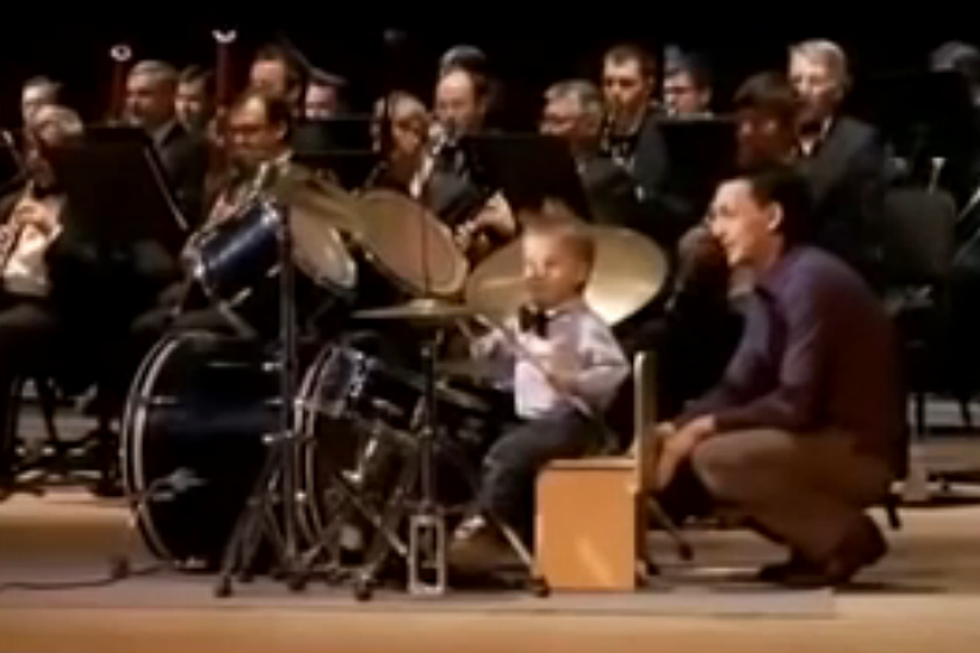Three Year Old Kid Plays Drums With Orchestra [VIDEO]