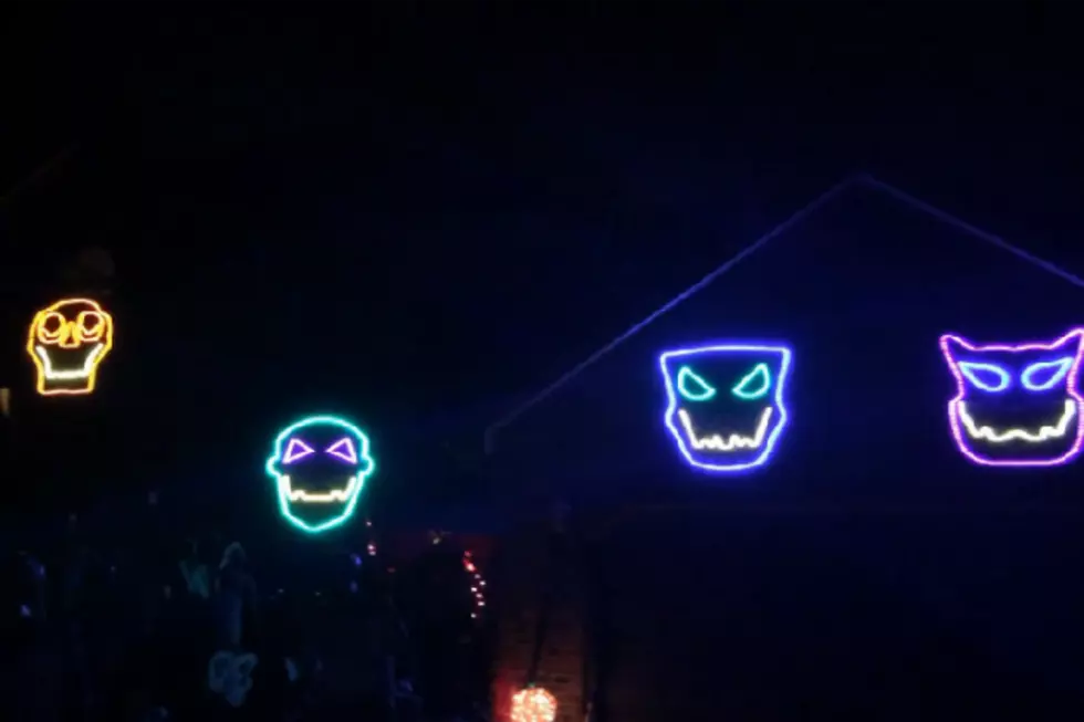 Incredible Halloween Light Show Set To ‘Bohemian Rhapsody’ [VIDEO]