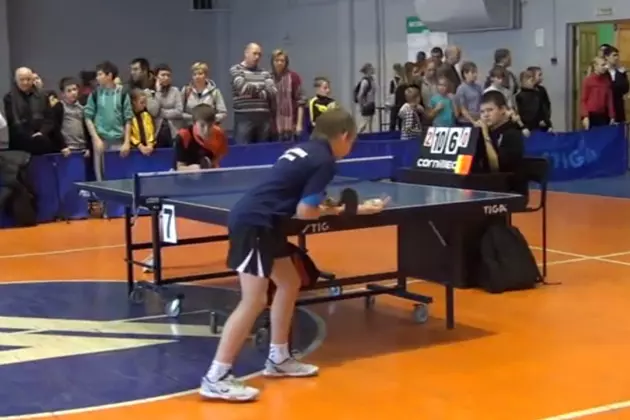 Ping Pong Penis, Guy Plays Table Tennis With His Wiener [VIDEO]