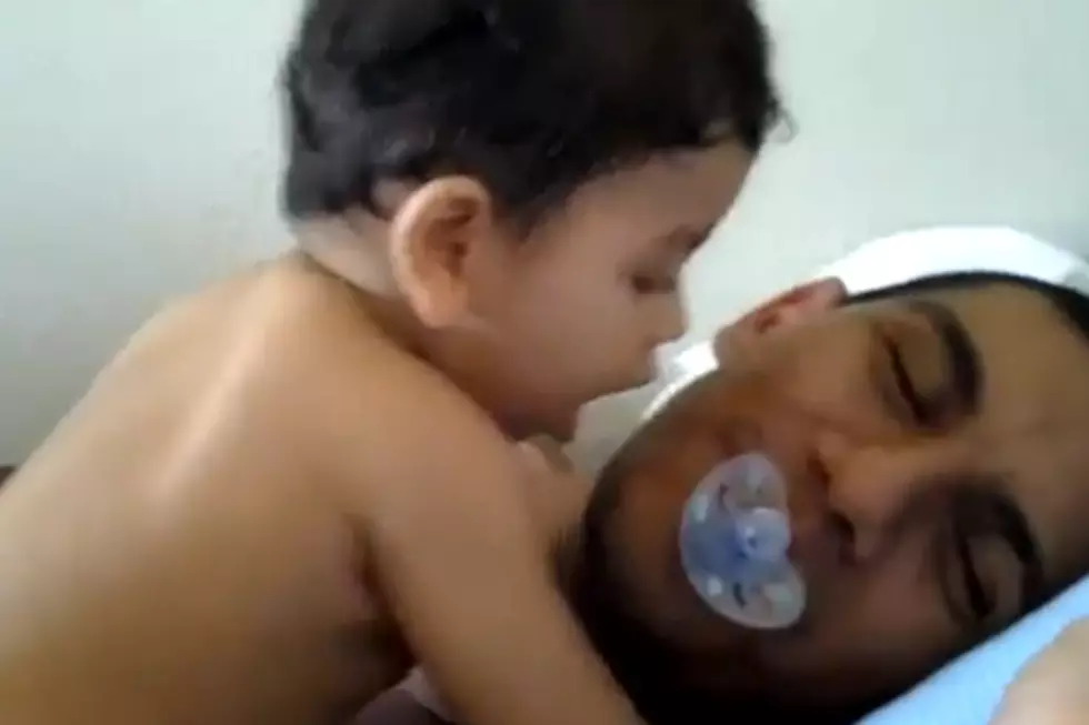 Baby Pukes on Dad’s Face While Trying To Get Pacifier [VIDEO]