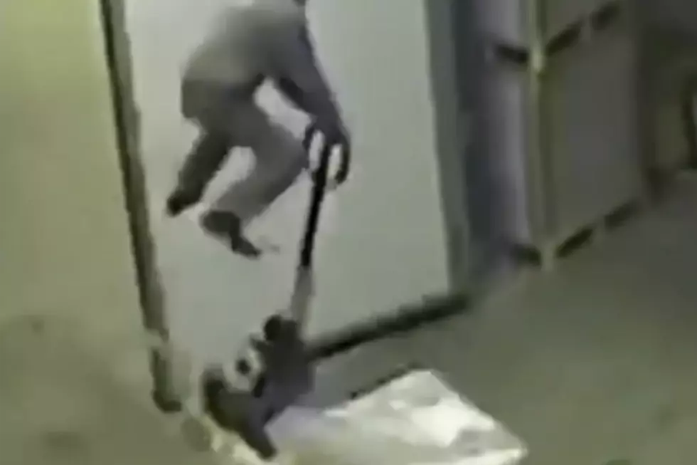 Worker Launched Through The Air By Pallet Jack [VIDEO]