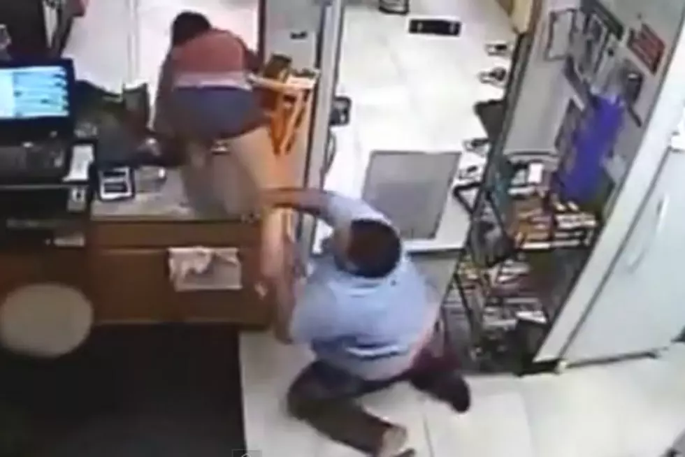 Fat Store Clerk Can’t Stop Girl From Robbing Him [VIDEO]