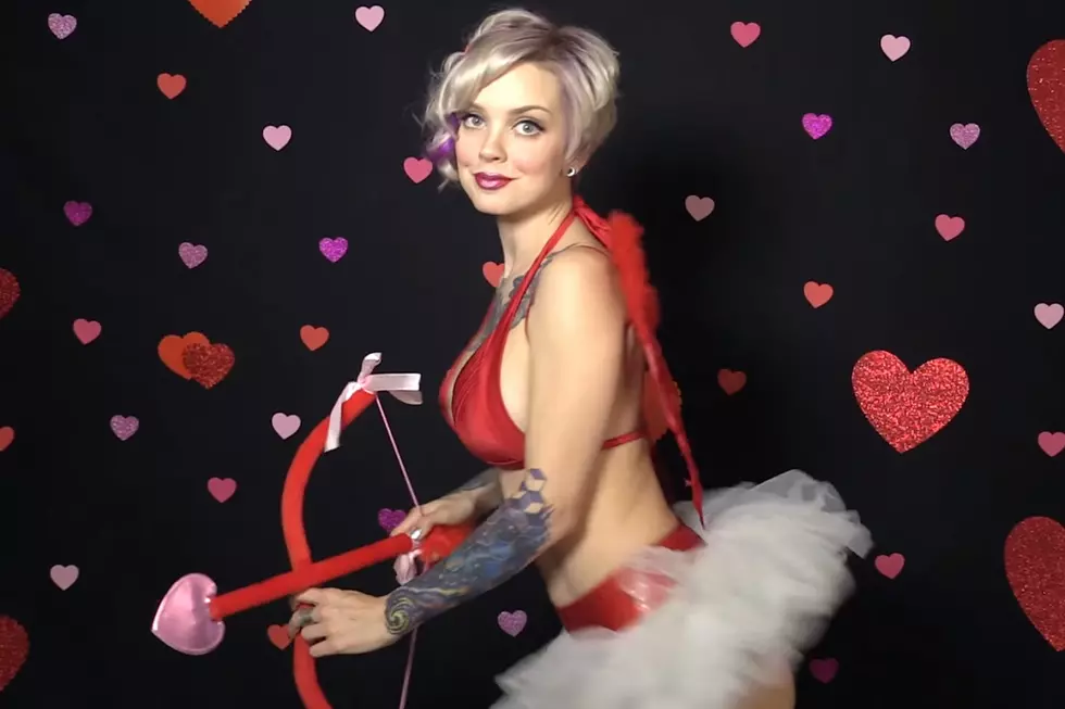 Sara X Returns With Valentine&#8217;s Boob Twerk [VIDEO]