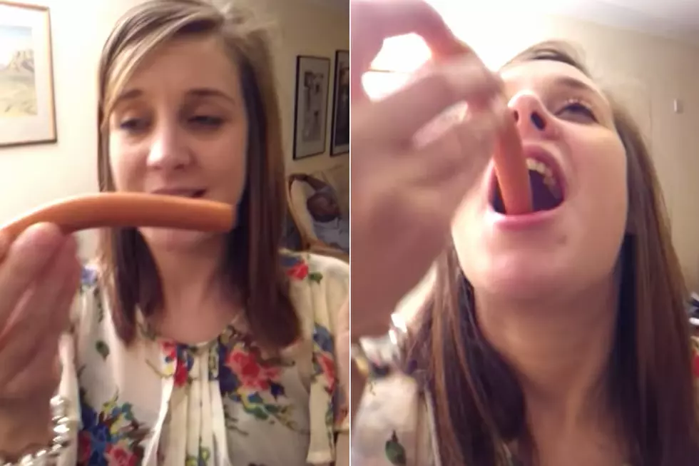 Deep Throat That Dog! Girl Swallows Whole Hot Dog [VIDEO]