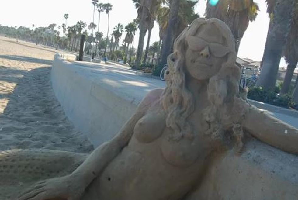 Sexy Sand Art – These Are Not Your Kids Sand Castles [VIDEO]