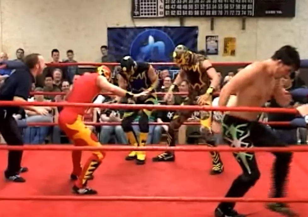 Pro Wrestler’s Invisible, Slow-Motion Grenade Move is the Worst Ever [VIDEO]