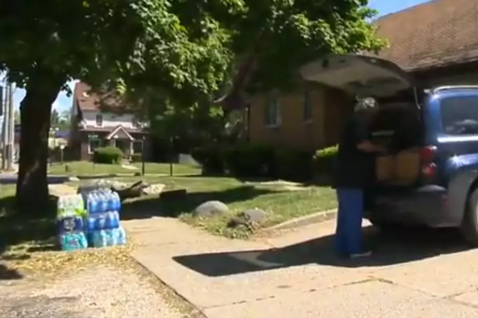 Flint Woman’s Home Is Unofficial Water Distribution Center [VIDEO]