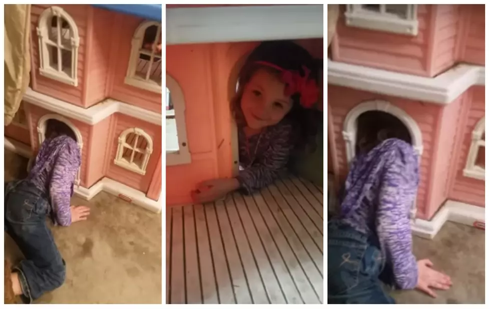 Girl Gets Head Stuck In Dollhouse [VIDEO]