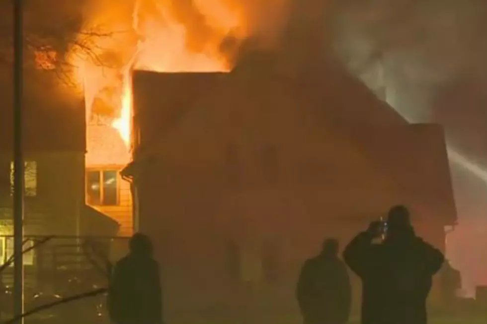 Kettering Frat House Catches Fire Tuesday Night [VIDEO]