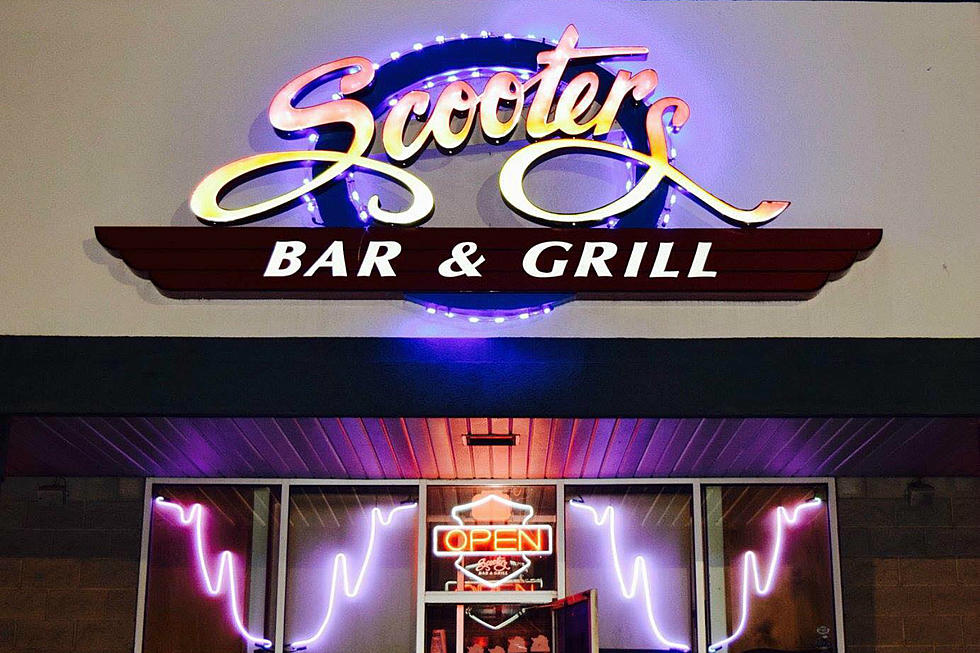 Scooters Bar & Grill Host Fundraiser for MI Native AFT Racer
