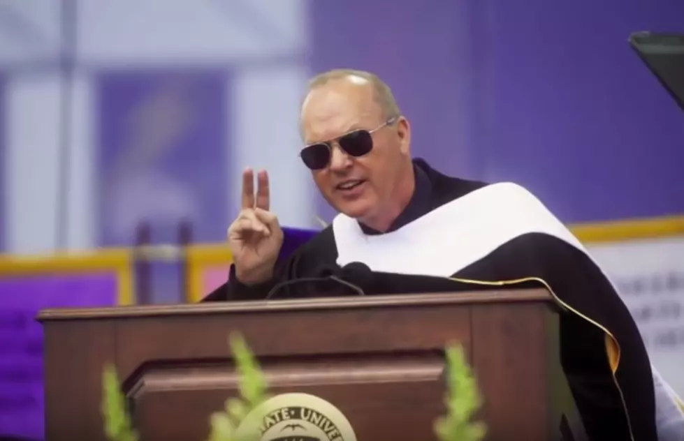 Michael Keaton End Graduation Speech Perfectly [VIDEO]
