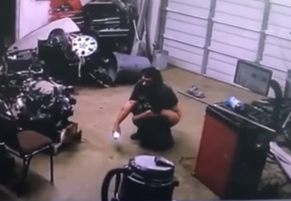 Flint’s ‘Turd Burglar’ Caught on Video Pooping On Floor During Robbery [VIDEO]
