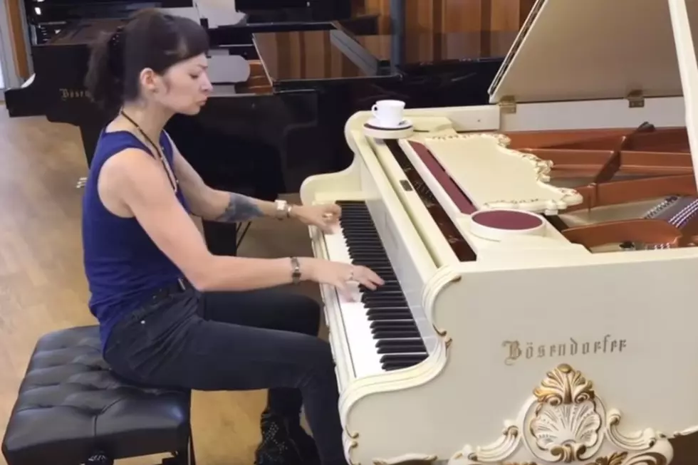Awesome System of a Down Cover on a Grand Piano [VIDEO]