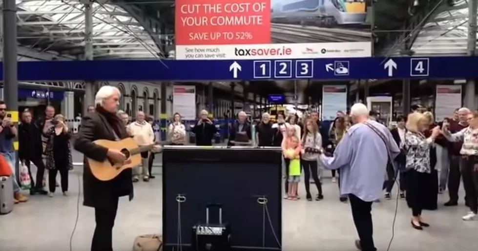 Flash Mob Sings Iconic Pink Floyd Song At Train Station [VIDEO]
