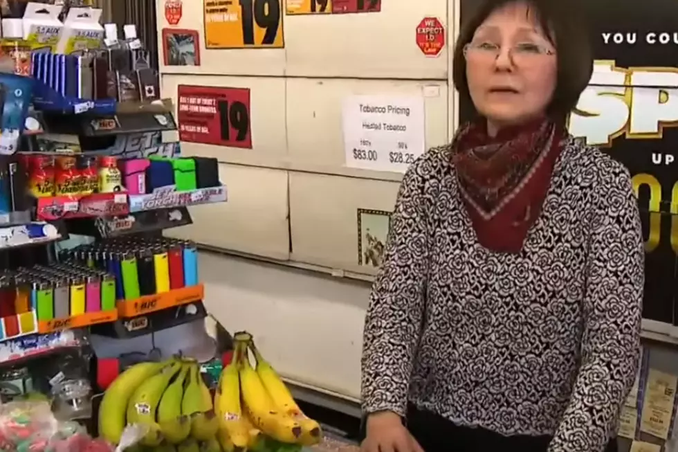 Store Owner Fights Off Robber With Bananas [VIDEO]
