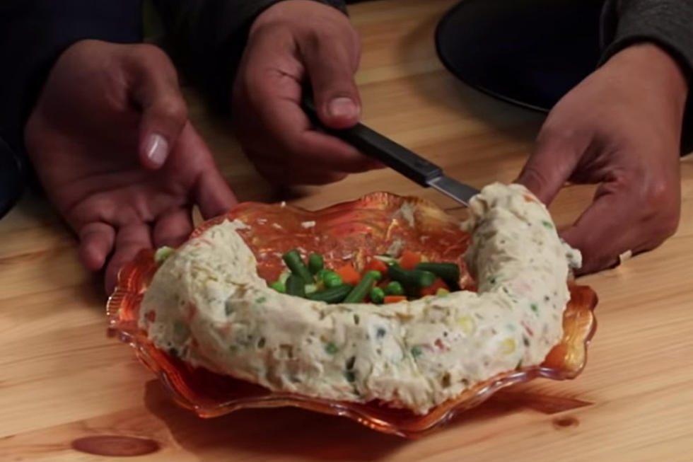 Meat Jello And More – Check Out These Odd Thanksgiving Dishes [VIDEO]