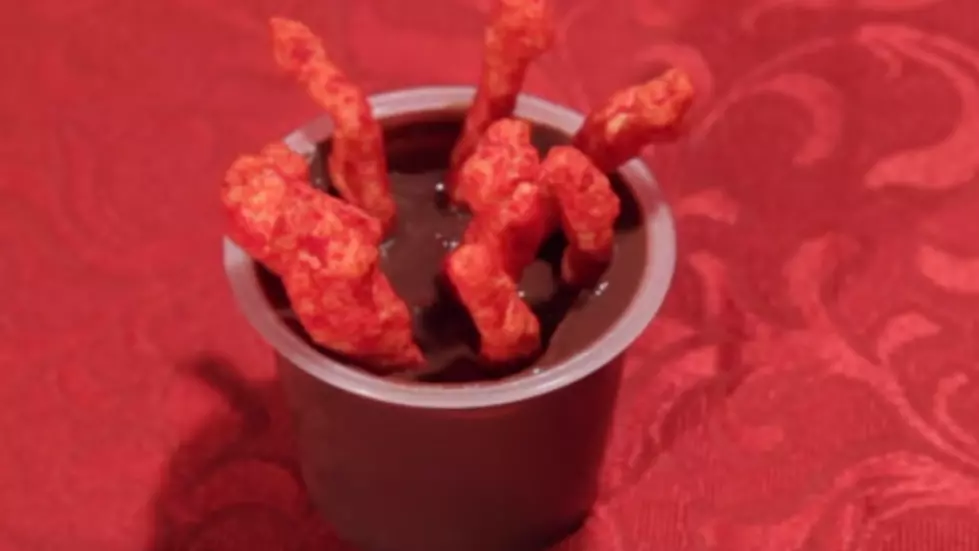 Strange Food Combinations That Supposedly Work [VIDEO]
