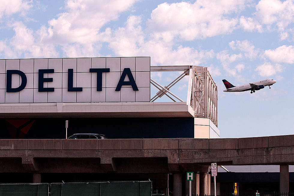 Delta Airlines Blocks Seats on Planes to Expand Customer Spacing