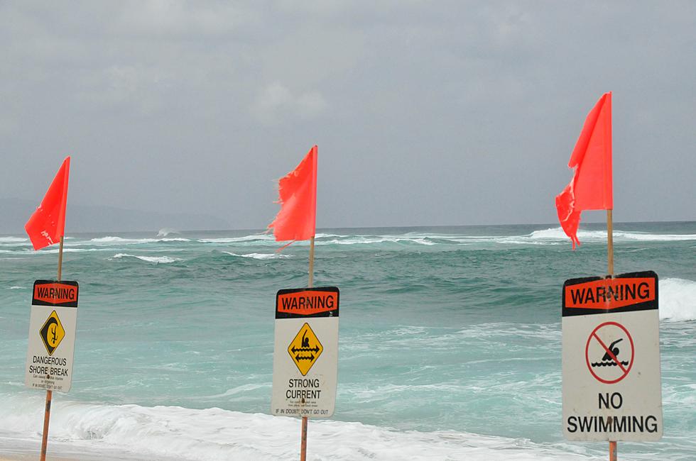 14 Michigan Beaches with Contamination Advisories and Closures