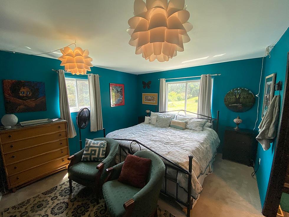 Vacation Like A Rock Star In This Rock N’ Roll Mt. Brighton Airbnb