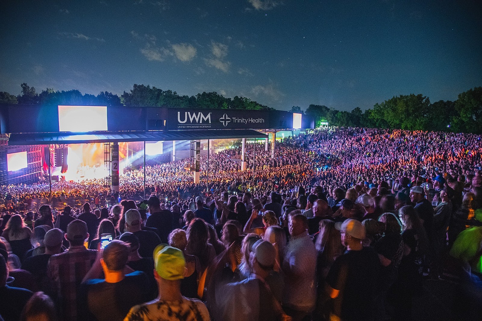 21 MustSee Rock Concerts Coming to Pine Knob This Summer 2023