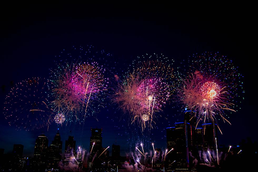 Detroit&#8217;s Massive Fireworks Display Returns For First Time Since 2019