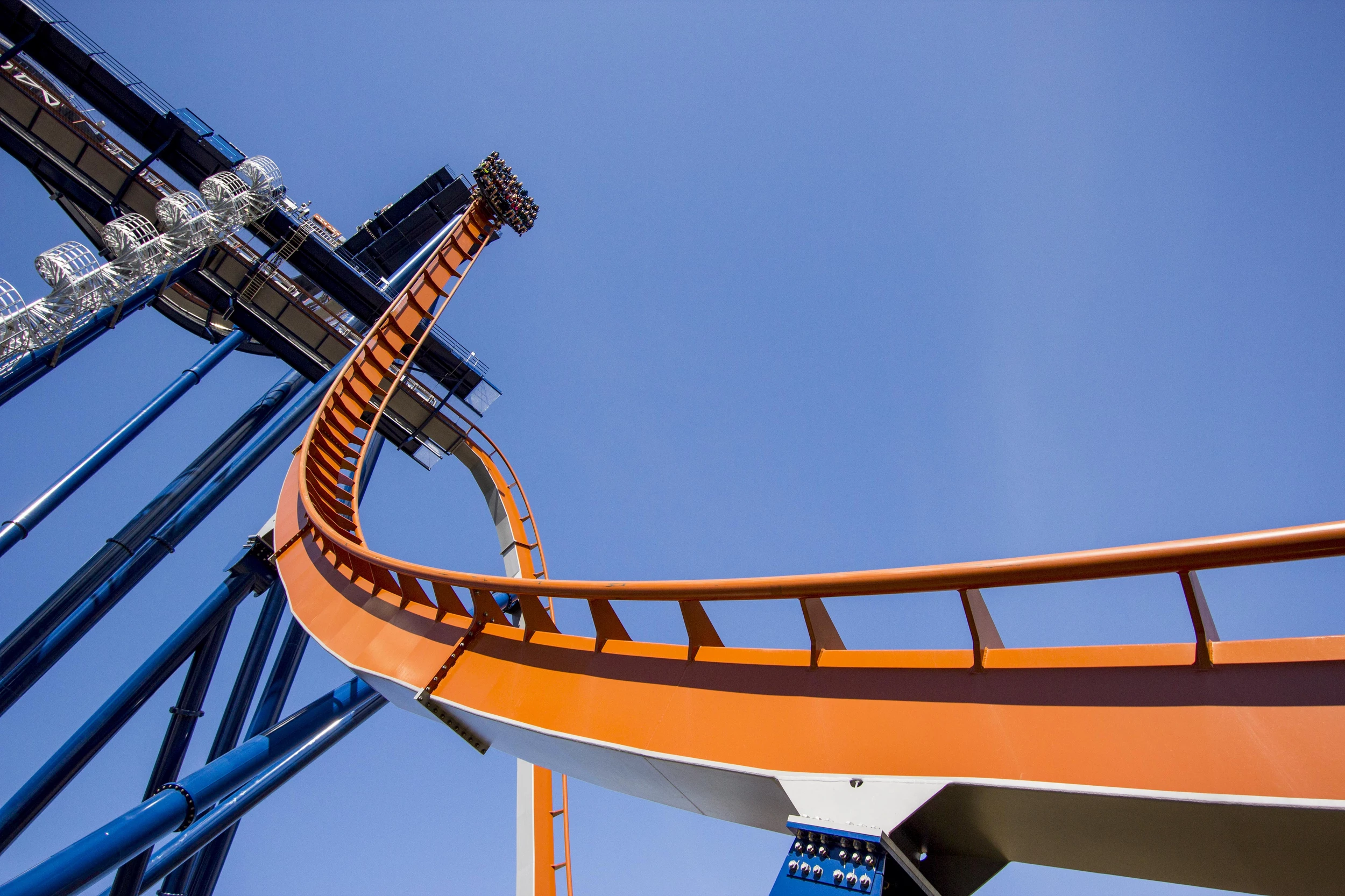 No. Cedar Point s Valravn Was NOT Designed to Spell Out