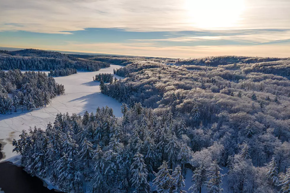 Michigan Man Captures Breathtaking Photos of U.P.&#8217;s Winter Wonderland