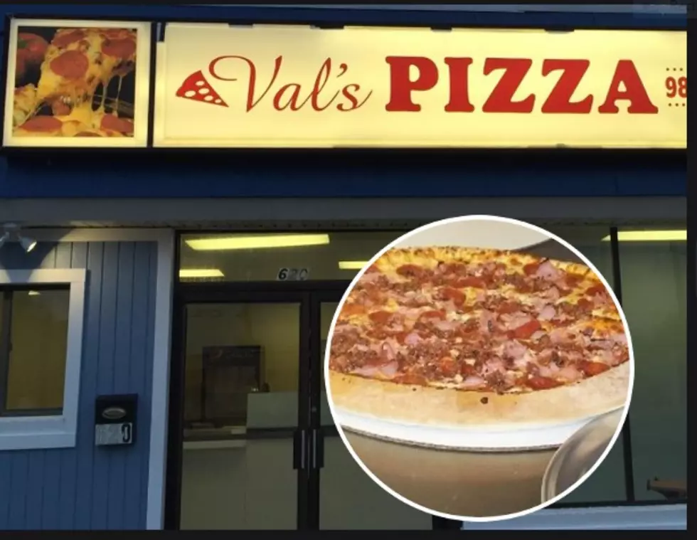 Viral Video – Val’s Pizza Owosso Has The Cleanest Kitchen Around