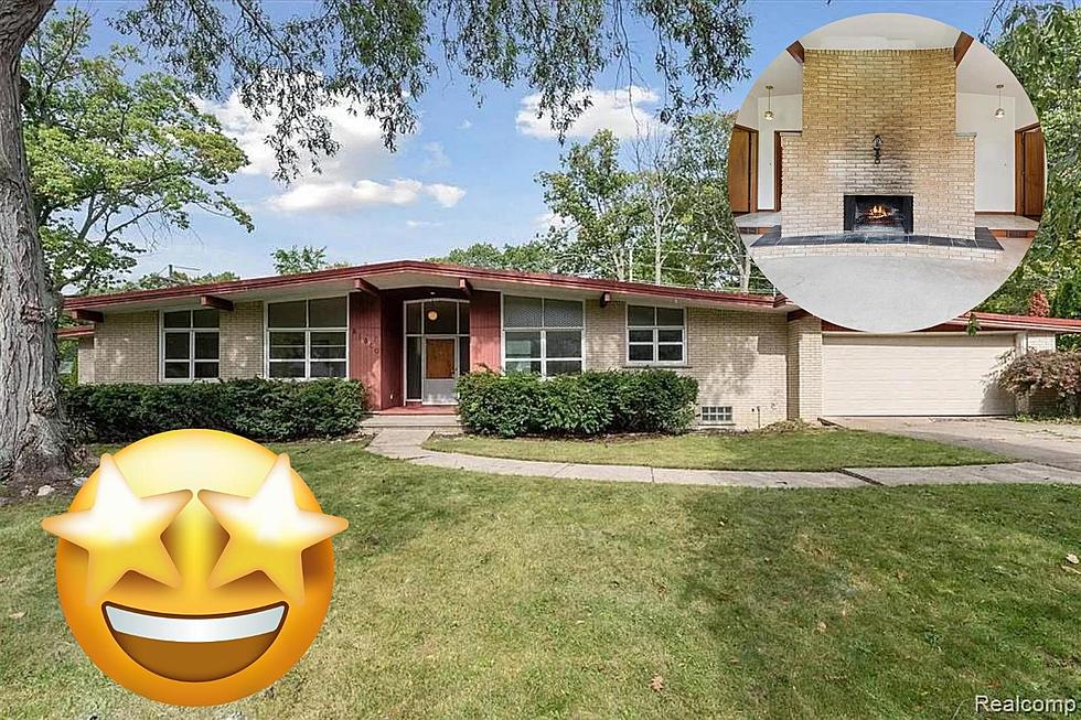 Mid-Century Modern Home on Grosse Ile Hits the Market for $335K