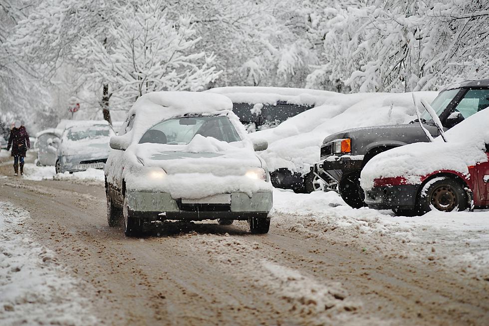 Is It Illegal to Drive With a Snow-Covered Vehicle in Michigan?