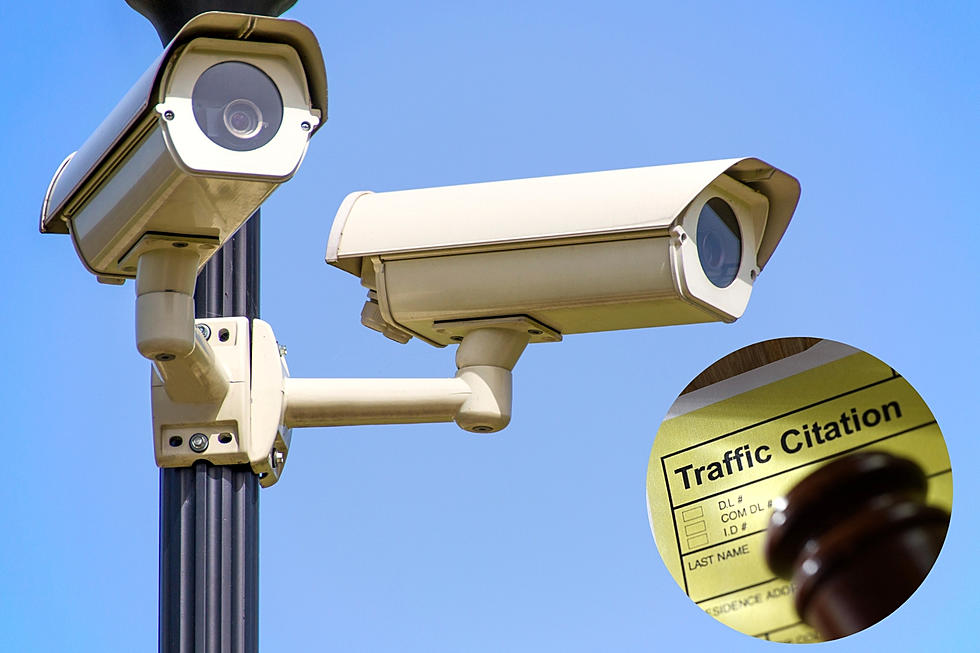 Can You Get a Ticket From Traffic Light Cameras in Michigan?