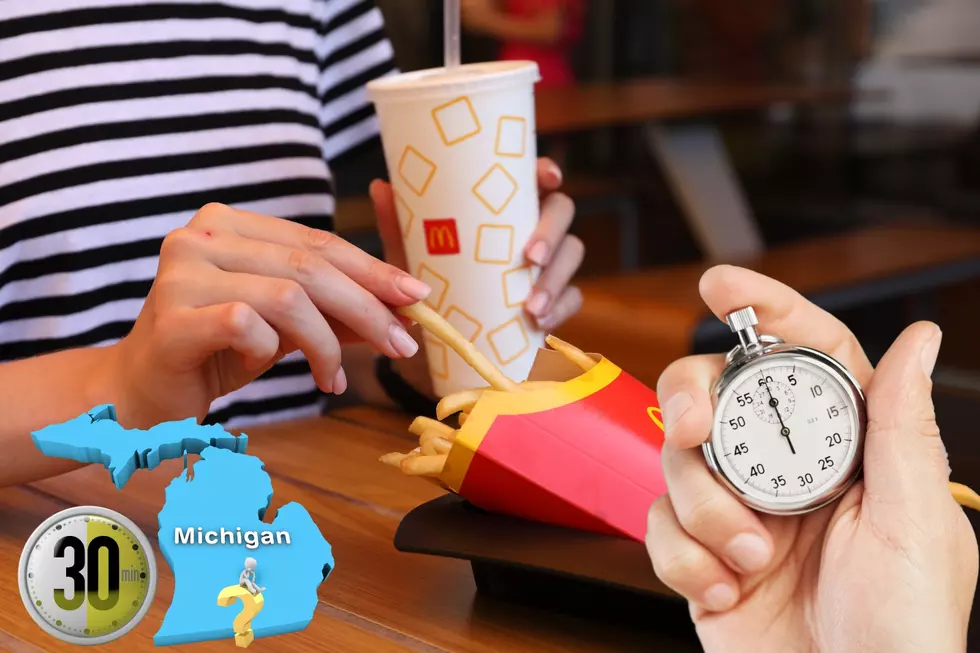 Fast Food Restaurants in US Impose Time Limit Dining – Is Michigan Next?